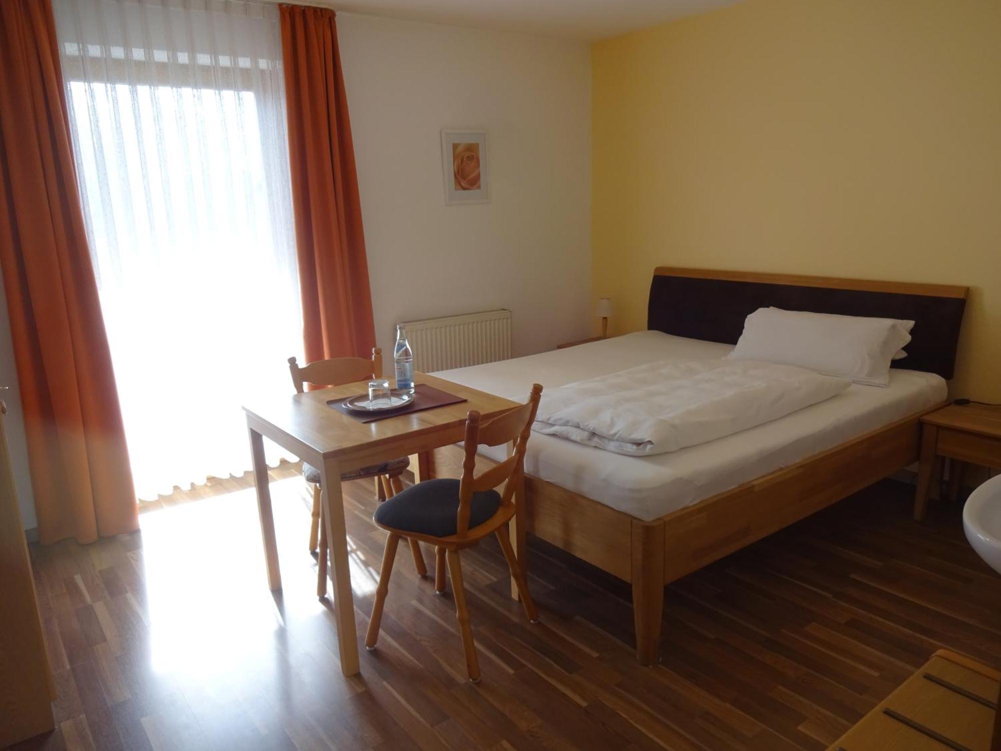 באד פיסינג Gaestehaus Regina מראה חיצוני תמונה